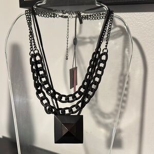 Vince Camino Necklace Set